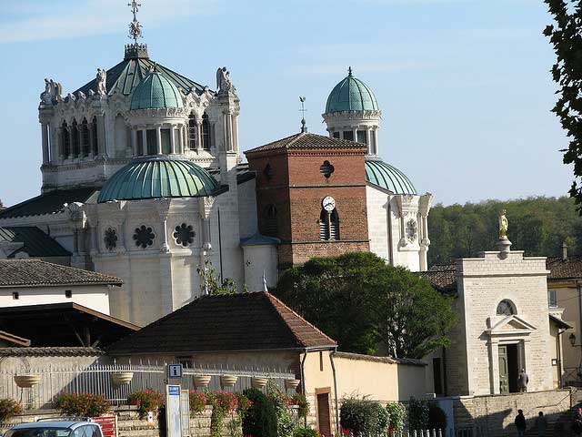Church of Ars and the Basilica.