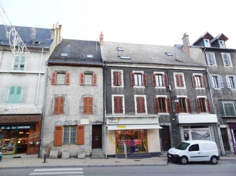 Nos 67 and 69 rue du Breuil, La Mure, France.